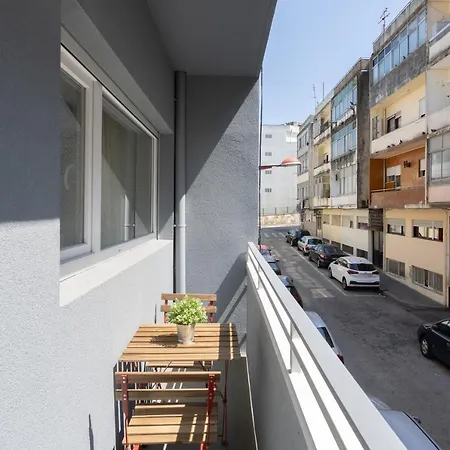 Sweet Sunny Flat W/ Balcony - Gaia Vila Nova de Gaia