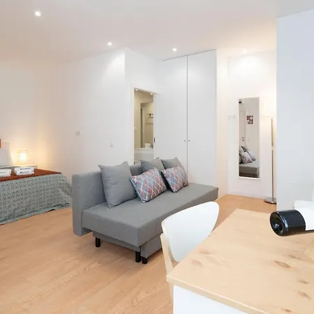 Apartment Sweet Sunny Flat W/ Balcony - Gaia *