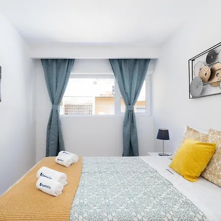 Apartment Sweet Sunny Flat W/ Balcony - Gaia Vila Nova de Gaia