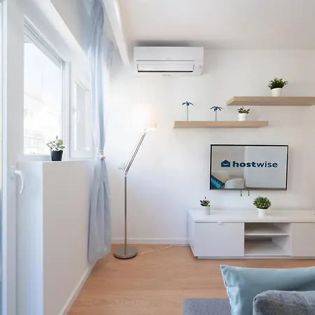 شقة Sweet Sunny Flat W/ Balcony - Gaia فيلا نوفا دي غايا