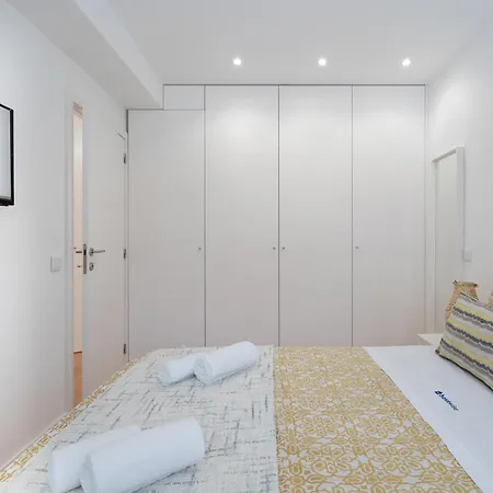 Sweet Sunny Flat W/ Balcony - Gaia Apartmán